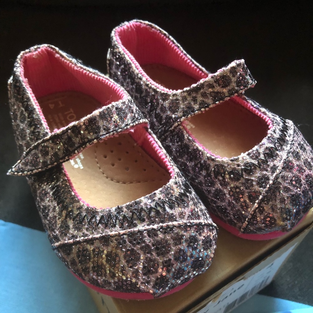TOMS Mary Jane Silver Moroccan
